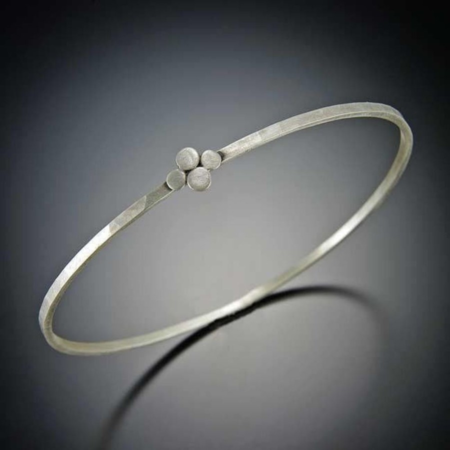 Bracelets Ananda Khalsa | Silver Hammered Disk Bangle