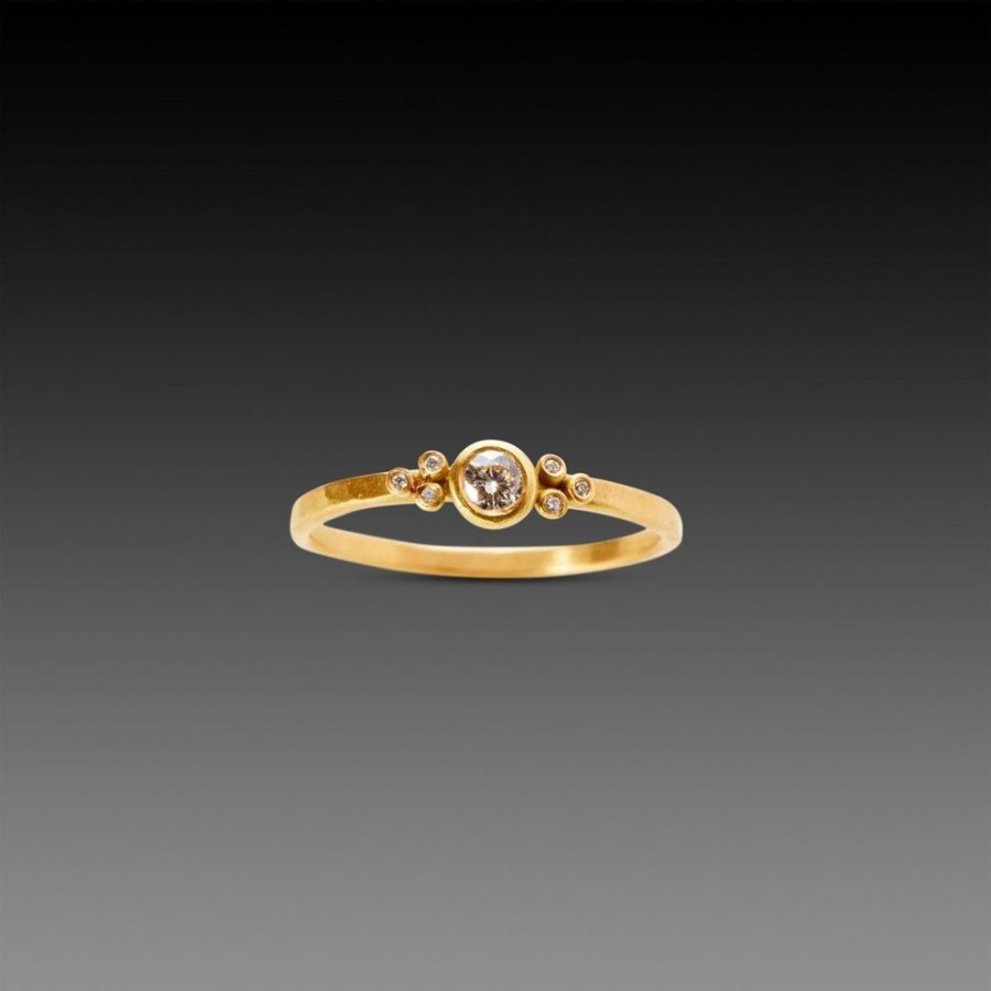 Rings Ananda Khalsa | Small Diamond Flourish Ring