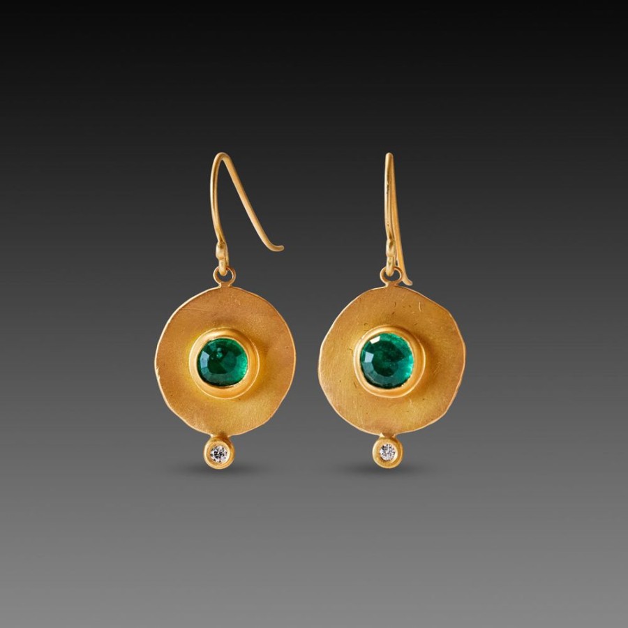 Earrings Ananda Khalsa | Hammered Gold Earrings With Emeralds